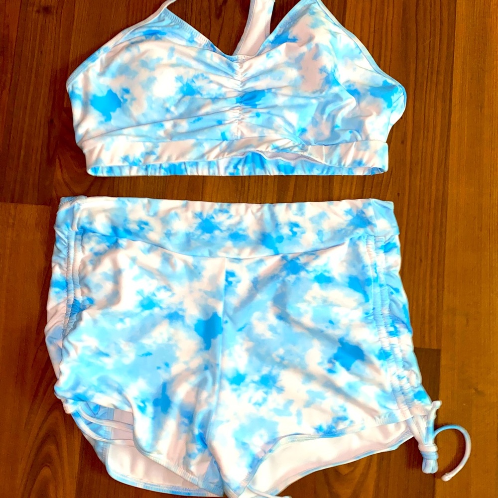 Swim suit